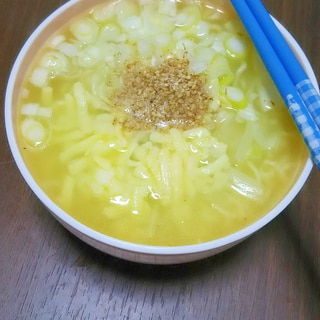 ちょい足し！ねぎとチーズの塩ラーメン♪